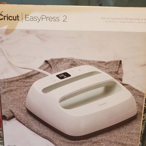 Cricut 9X9 Easy Press Bundle